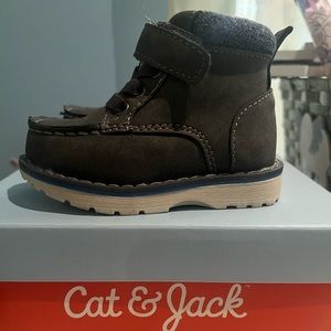 CAT & JACK BOOTS TODDLER SIZE 6